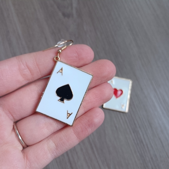 Poker Ace Cards Mis-Match Dangle Earrings - Picture 2 of 6